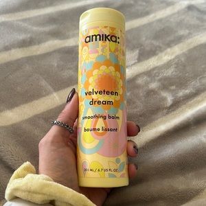 Amika Velveteen Dream Smoothing Balm